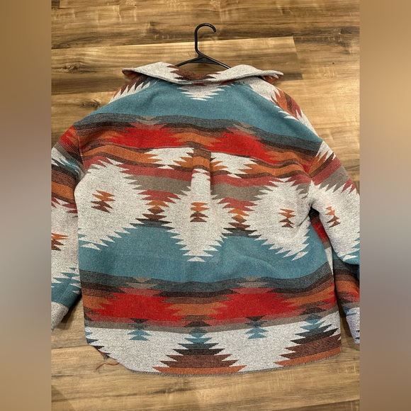 Aztec Shacket - Picture 1 of 3